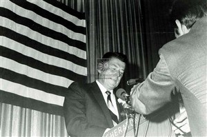 Image description is not available for 1969.050